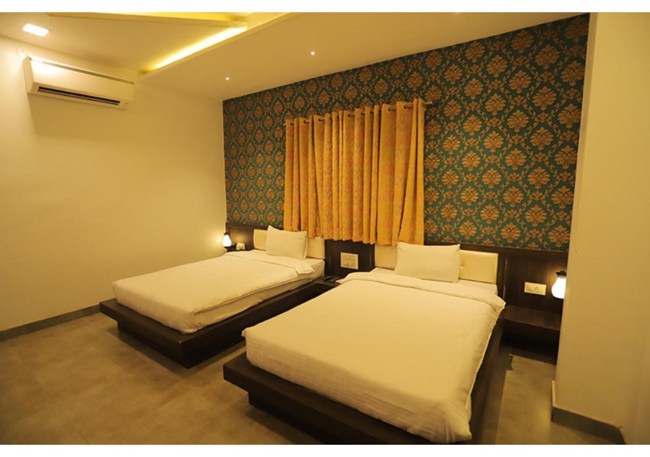 Hotel Raha Udaipur Ngoại thất bức ảnh